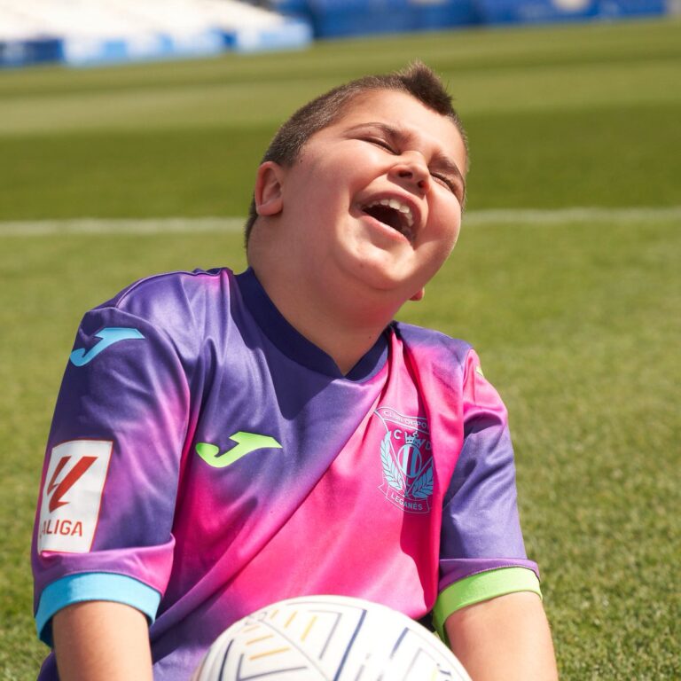 “Mucho ánimo Uri”: el Lega moviliza a la afición para ayudar a un niño con distrofia muscular