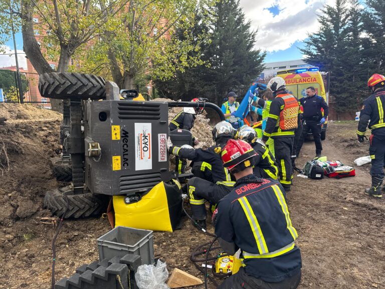 Accidente laboral en Leganés: un trabajador herido en unas obras en la piscina El Carrascal