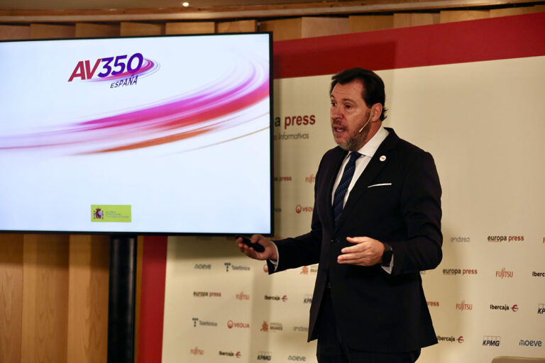 Renfe modernizará la C5 para acoger los nuevos trenes: Transportes fija el inicio tras la obra de la A-5