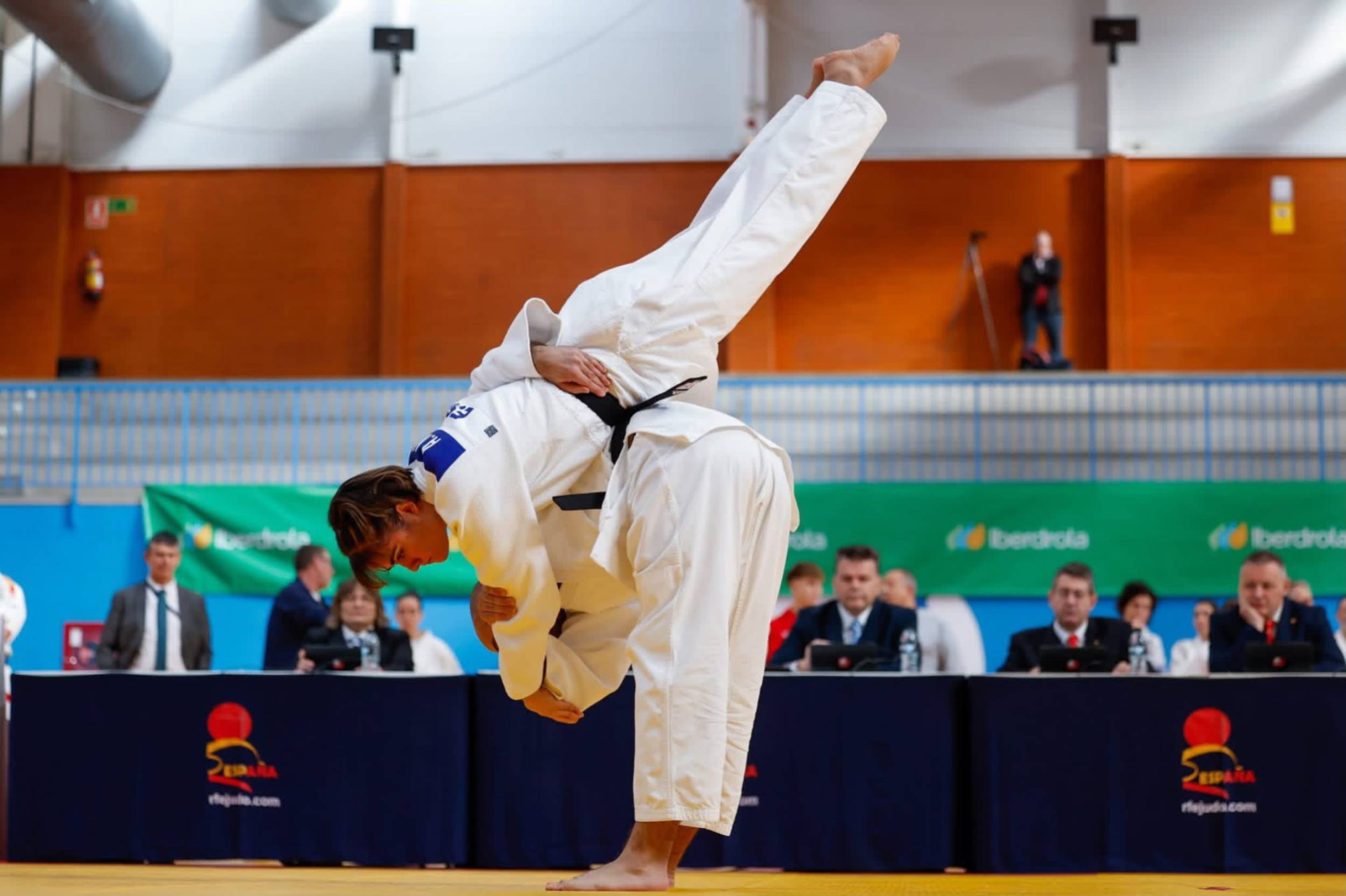Sandro y Andrea Nuzzi durante una kata de judo.