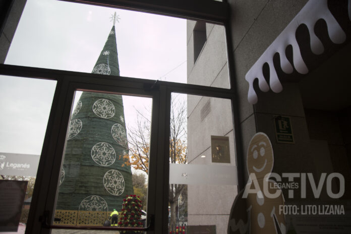 arbol navidad 2025