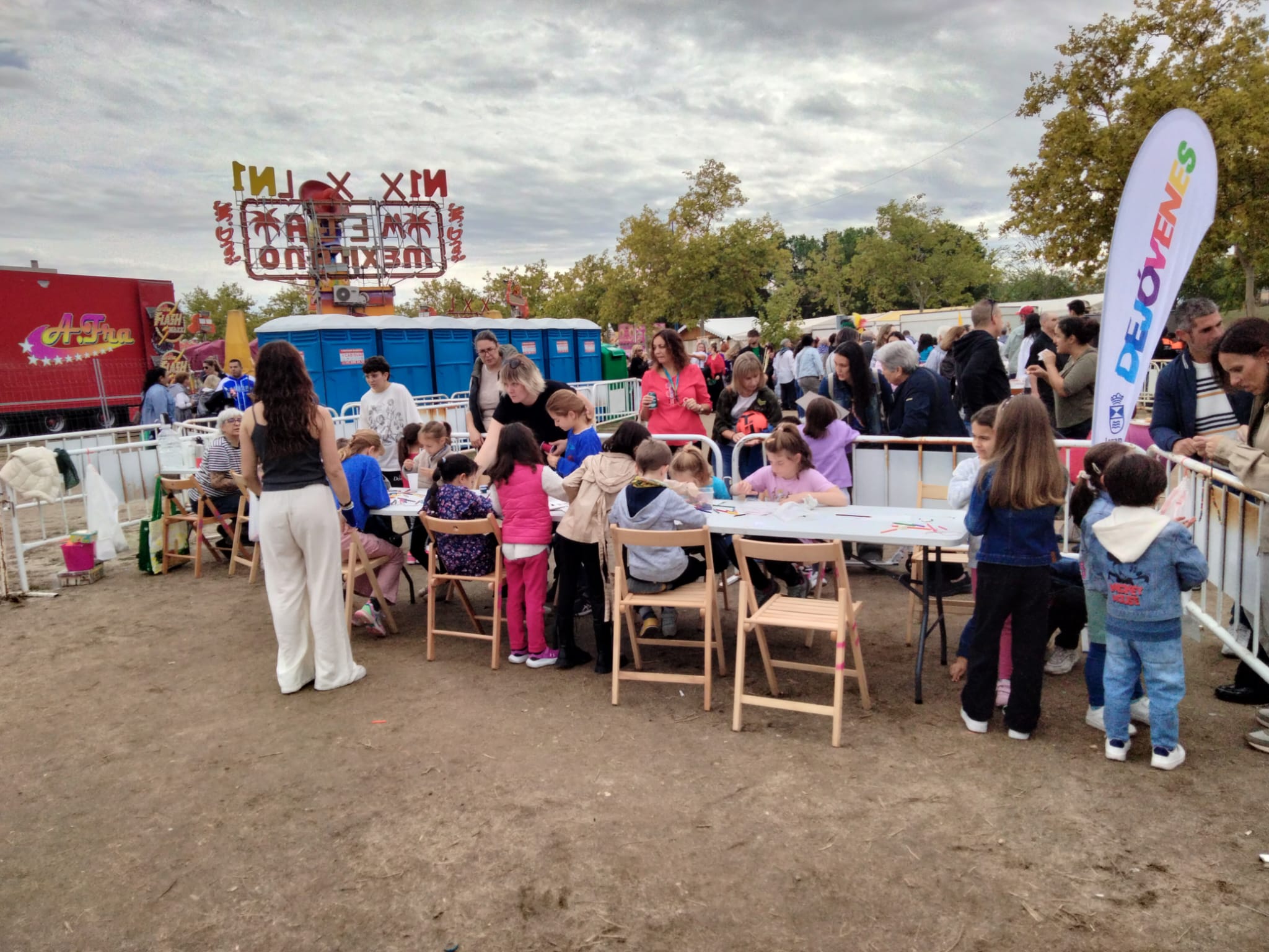Voluntariados de Dejóvenes con Infancia