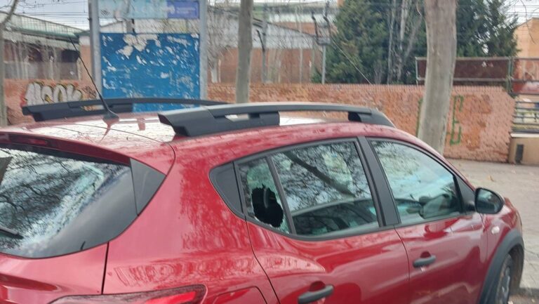 Roba en 21 coches en Leganés para quedarse con las Balizas V16