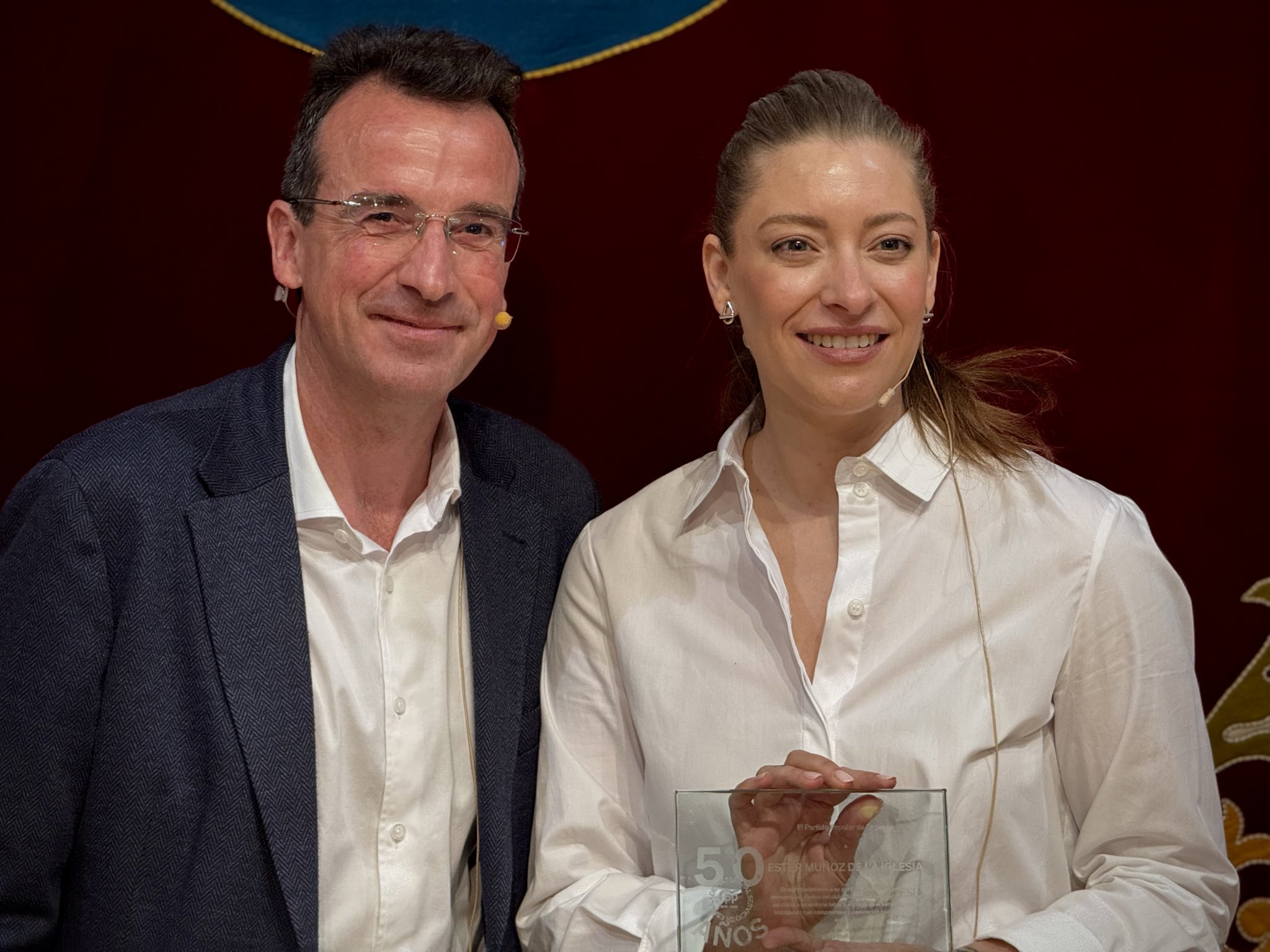 Miguel Ángel Recuenco y Ester Muñoz