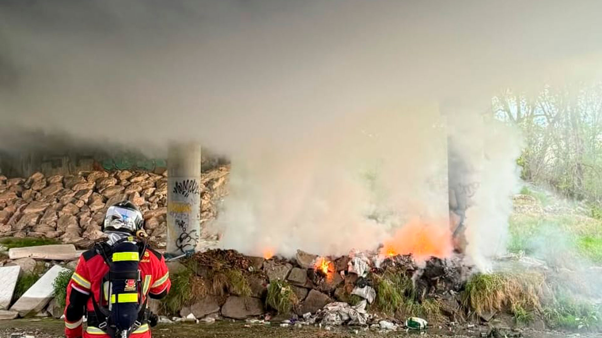 bomberos-incendio-m40