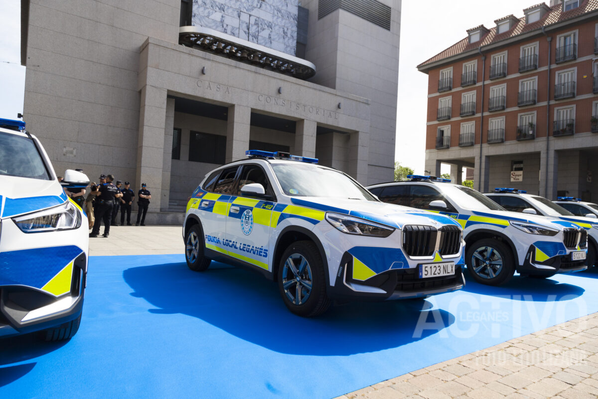presentación vehículos coches policía local Leganés municipal