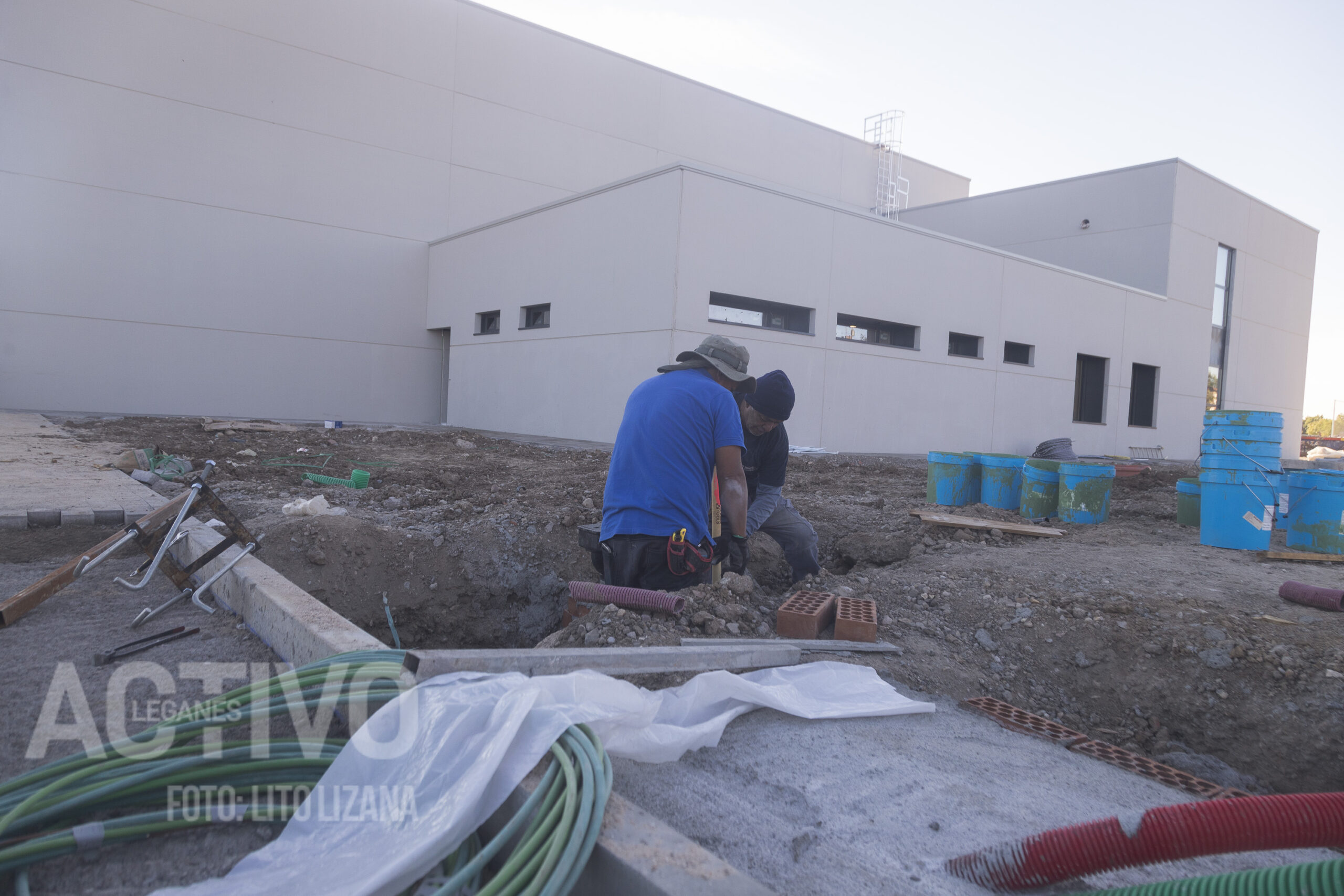 obreros trabajo polideportivo leganes norte